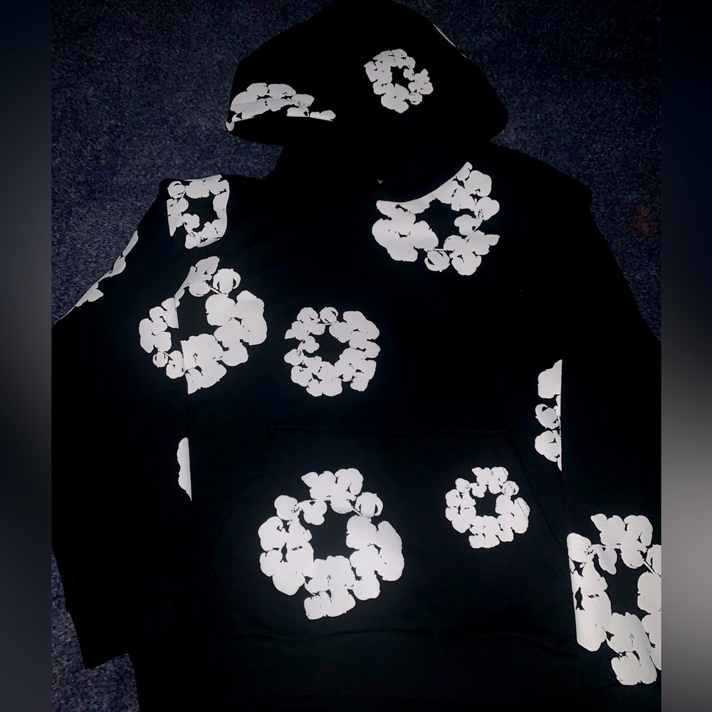 Denim tears flower hoodie size s black/white